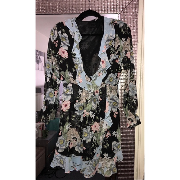 H&M Dresses & Skirts - H&M DRESS- NEW W/O TAGS